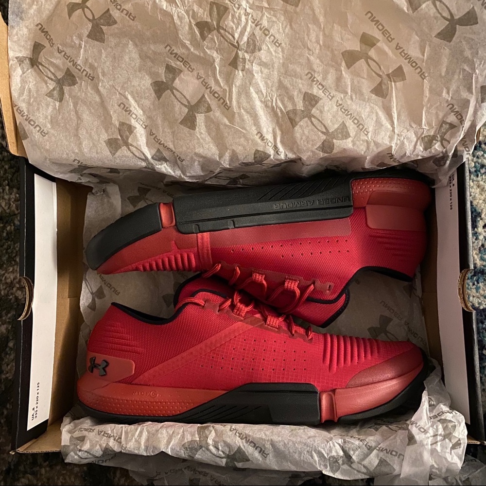 Under Armor Tribase Reign